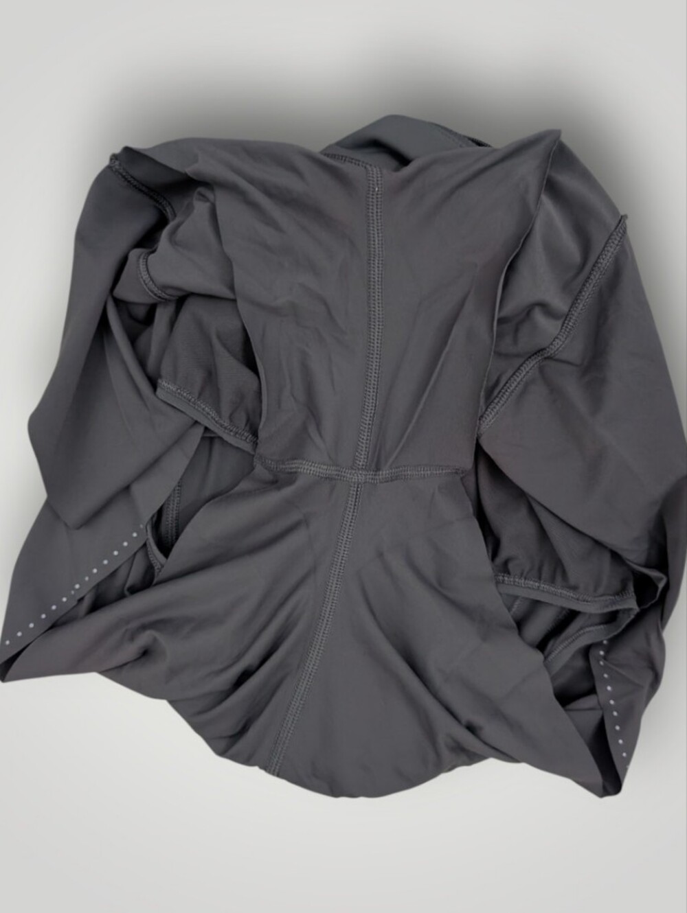 Lululemon Chase Me Shorts - Picture 7 of 13